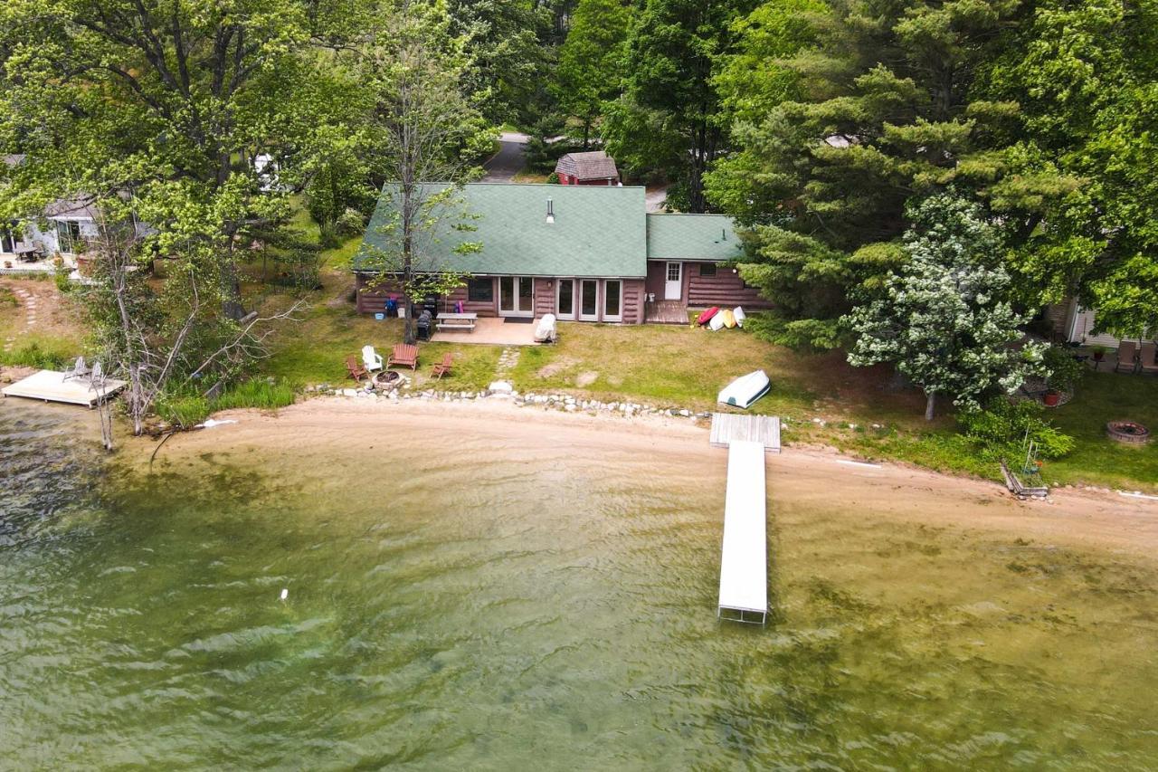 13 Mi To Downtown Quiet Lakefront Cottage Traverse City Exterior foto