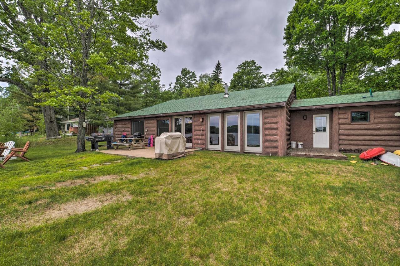13 Mi To Downtown Quiet Lakefront Cottage Traverse City Exterior foto